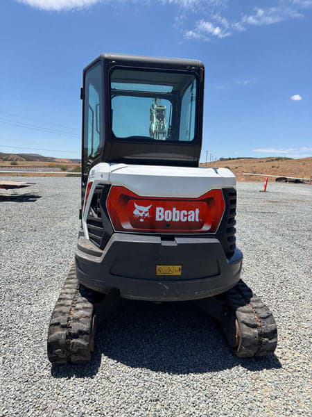 Image of Bobcat E35 equipment image 3