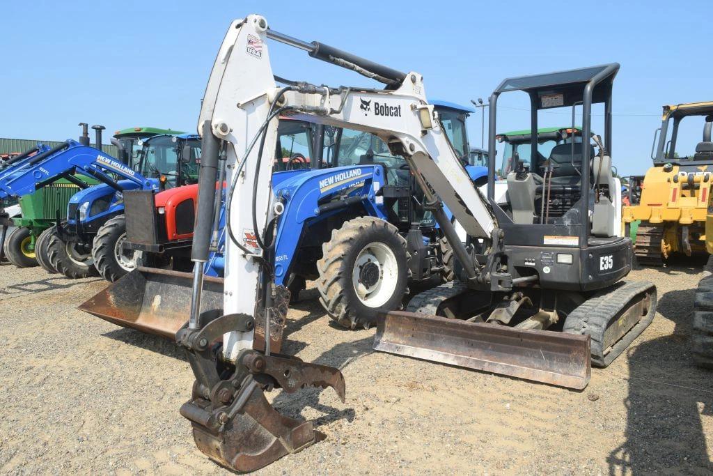 Image of Bobcat E35 Primary image