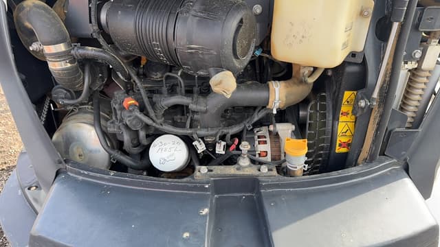 Image of Bobcat E35 equipment image 2