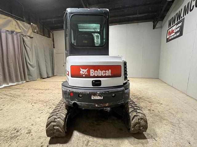 Image of Bobcat E35 equipment image 3