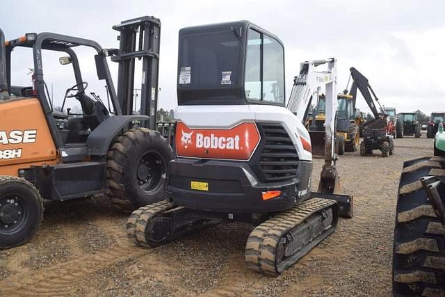 Image of Bobcat E35 equipment image 2