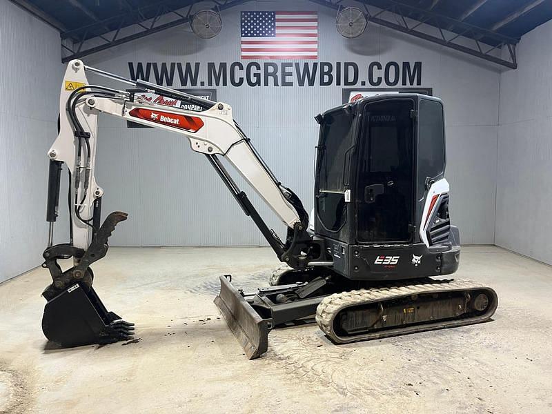 Image of Bobcat E35 Primary image