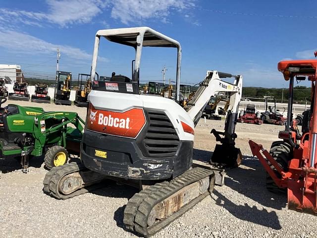 Image of Bobcat E35i equipment image 2