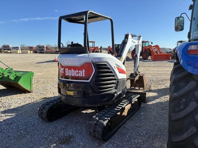 Image of Bobcat E35i equipment image 3