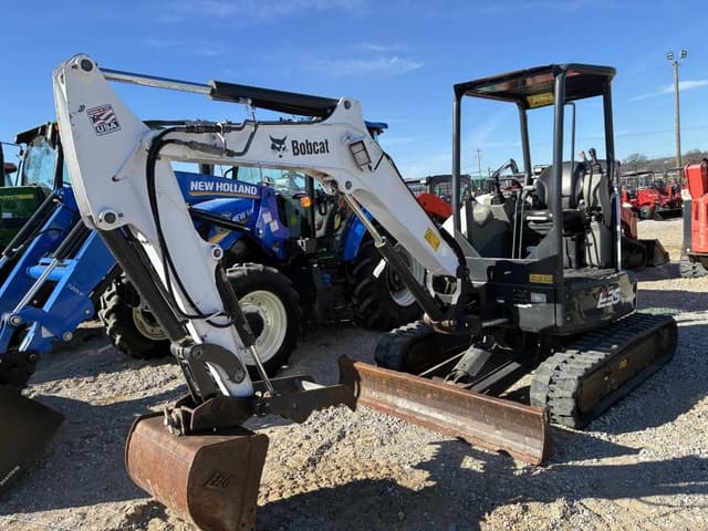 Image of Bobcat E35i equipment image 1