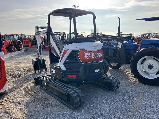 Image of Bobcat E35i equipment image 3