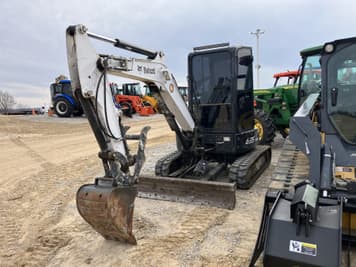 Main image Bobcat E35i