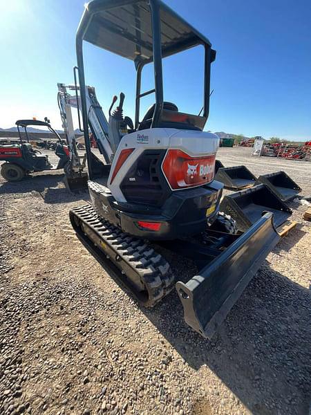 Image of Bobcat E35 equipment image 2