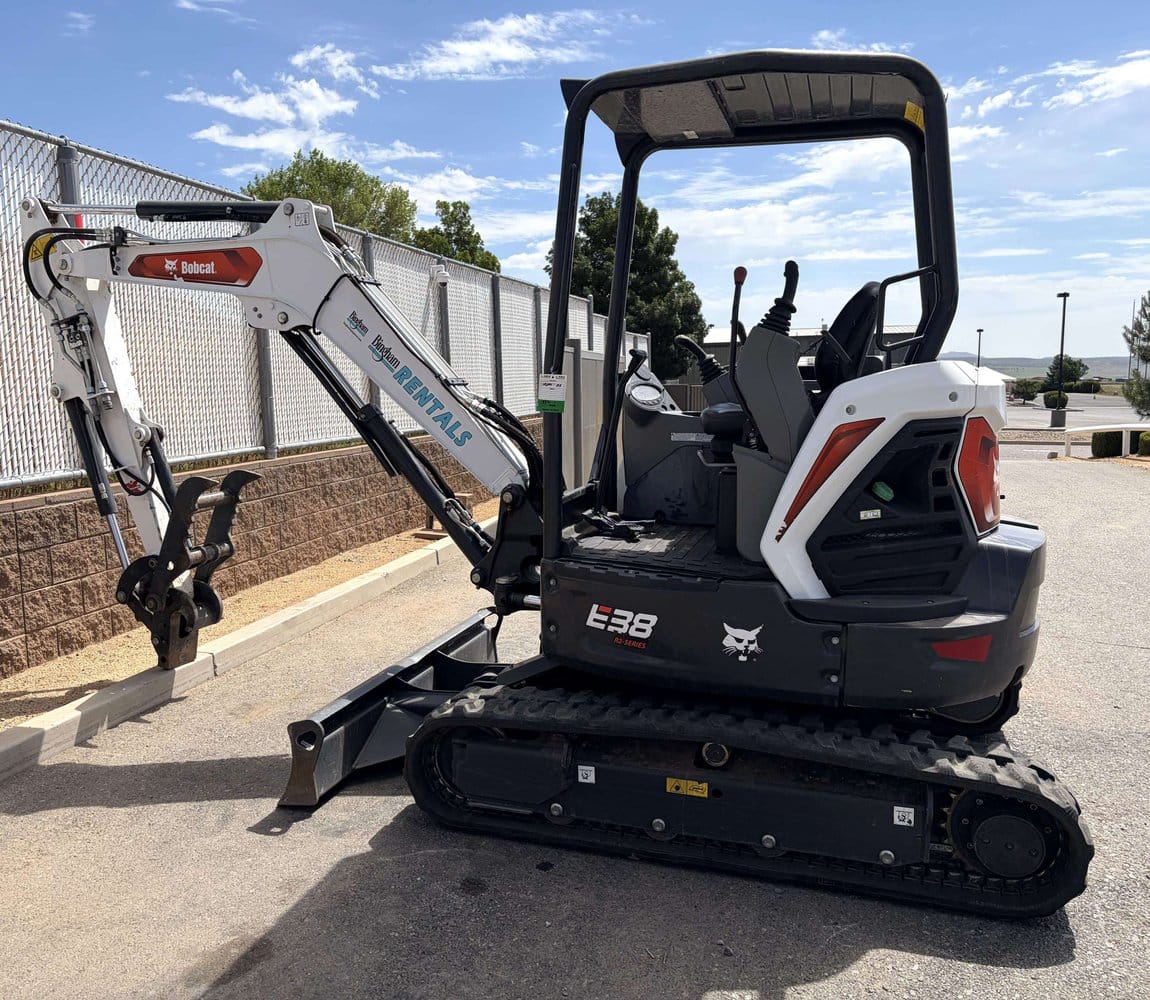 Bobcat E38 Equipment Image0