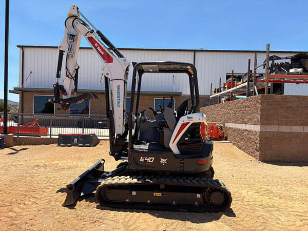 Image of Bobcat E40 equipment image 4