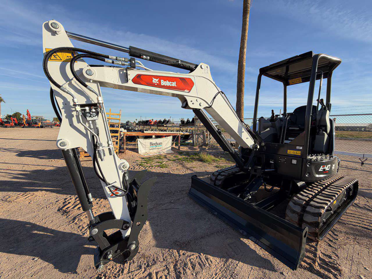 Bobcat E40 Equipment Image0