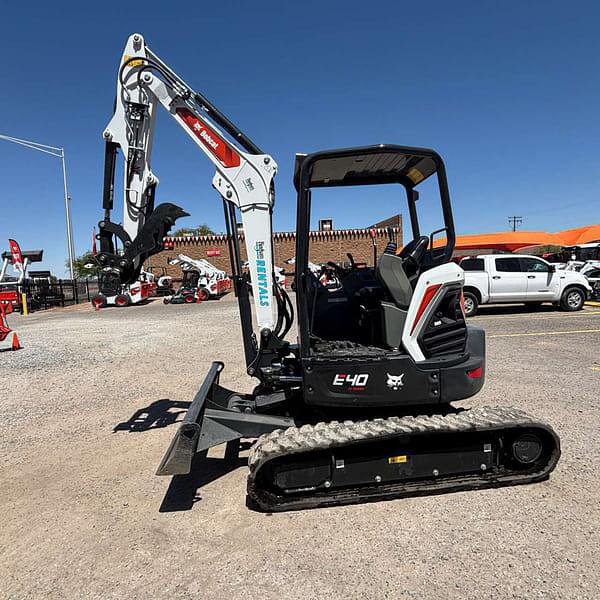 Image of Bobcat E40 equipment image 1