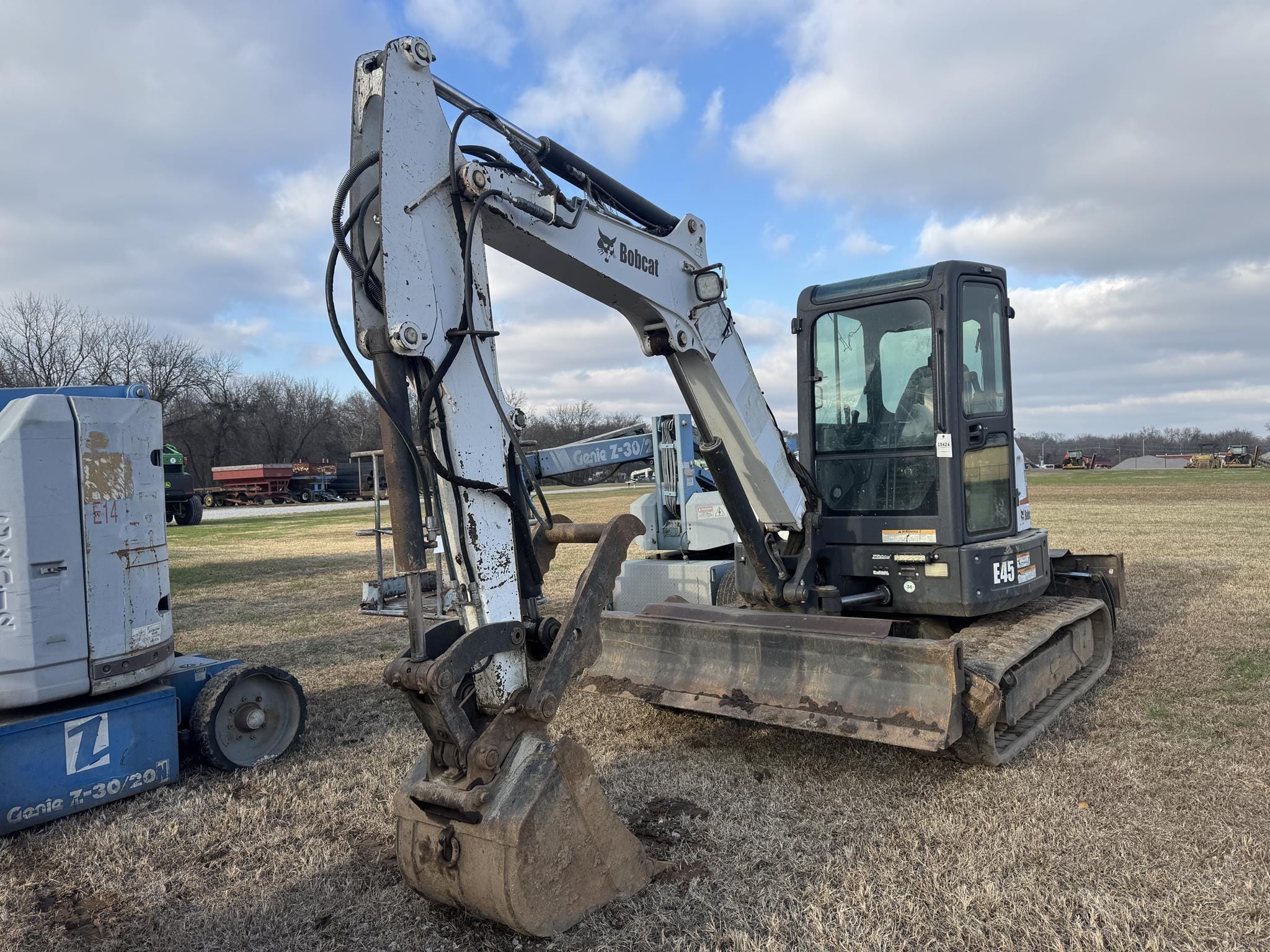 Bobcat E45 Equipment Image0