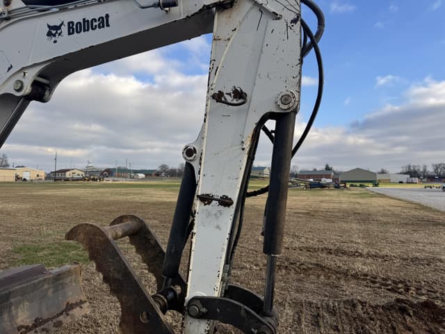 Image of Bobcat E45 equipment image 4
