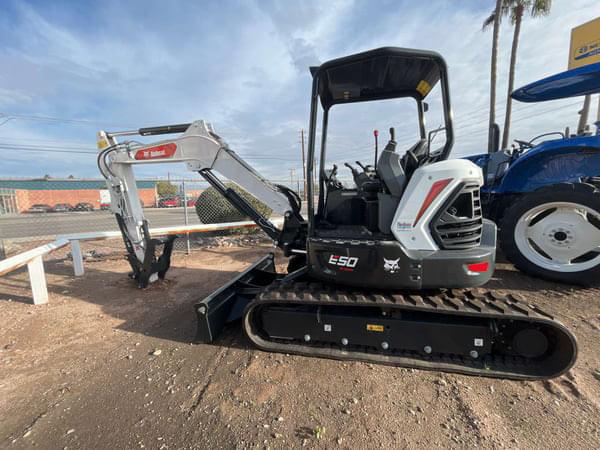 Image of Bobcat E50 equipment image 1