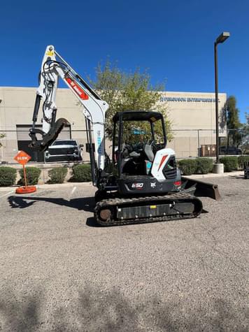 Main image Bobcat E50
