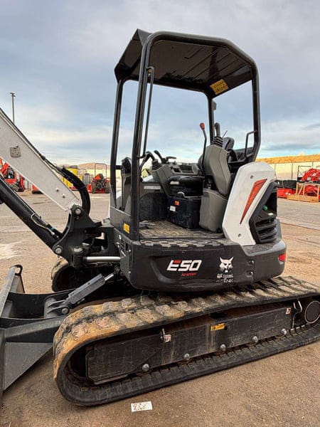 Bobcat E50 Equipment Image0