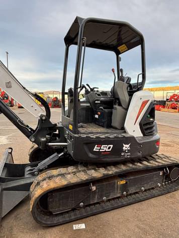 Main image Bobcat E50