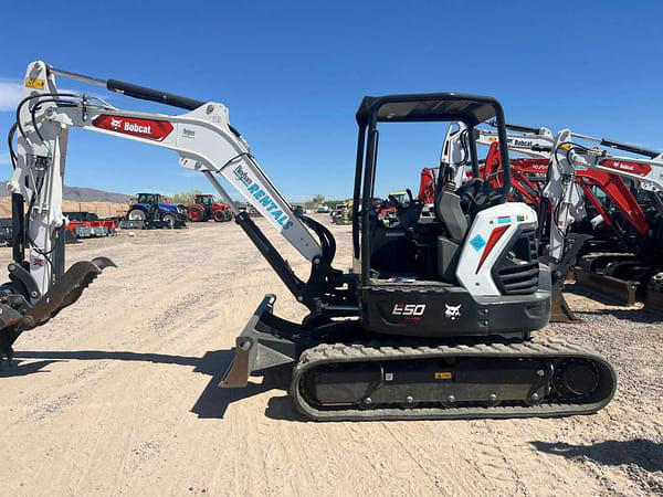 Image of Bobcat E50 equipment image 4