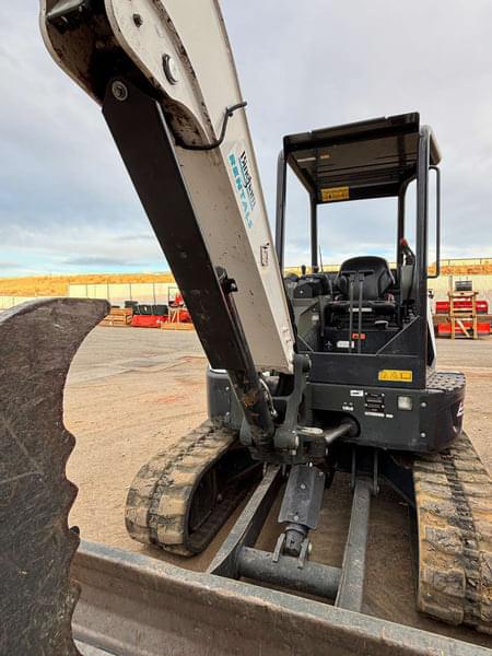 Image of Bobcat E50 equipment image 2