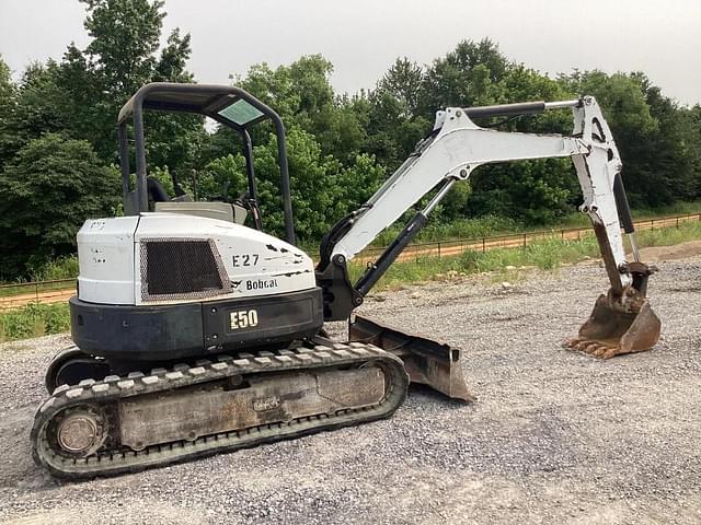 Image of Bobcat E50 equipment image 2