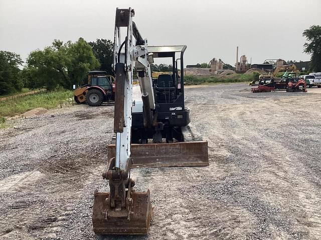 Image of Bobcat E50 equipment image 4