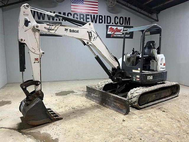 Image of Bobcat E50 equipment image 1