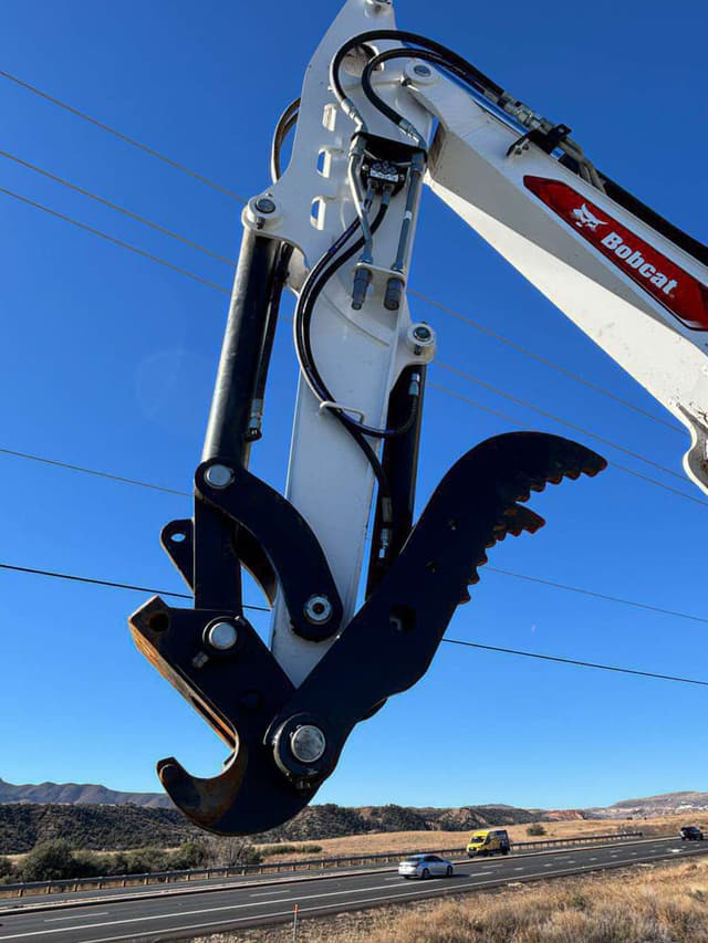 Image of Bobcat E60 equipment image 4