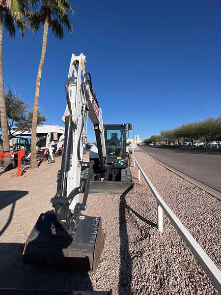 Image of Bobcat E60 equipment image 2