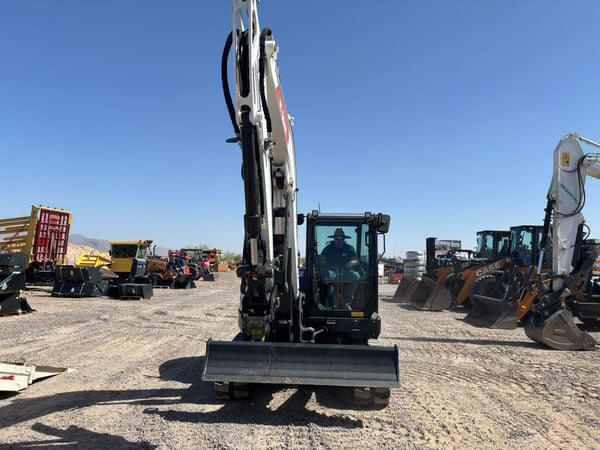 Image of Bobcat E88 equipment image 2