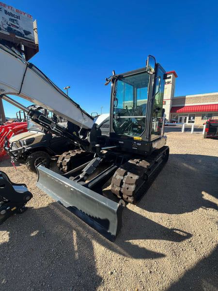 Bobcat E88 Equipment Image0