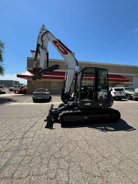 Image of Bobcat E88 equipment image 1