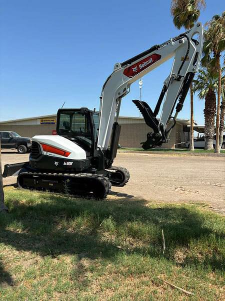 Image of Bobcat E88 equipment image 1