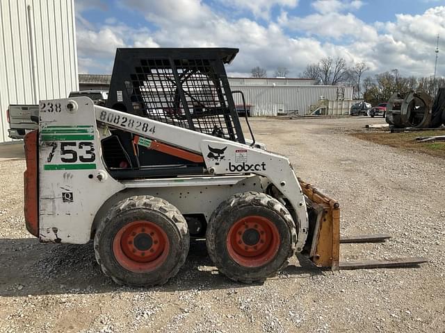 Image of Bobcat 753 equipment image 2