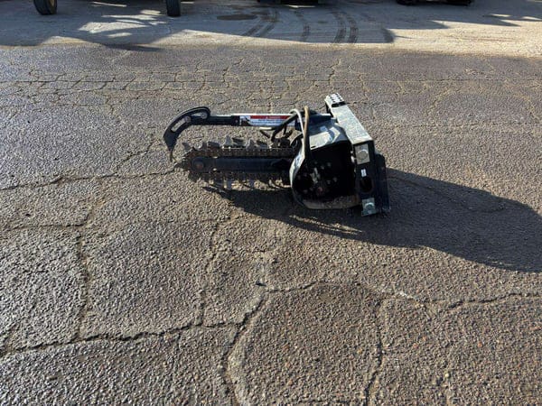 Bobcat LT112 Equipment Image0