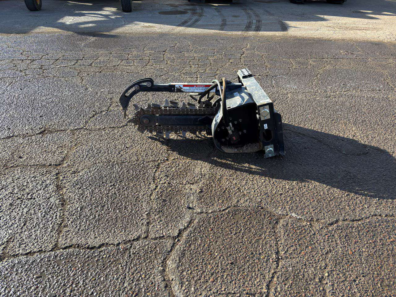 Bobcat LT112 Equipment Image0