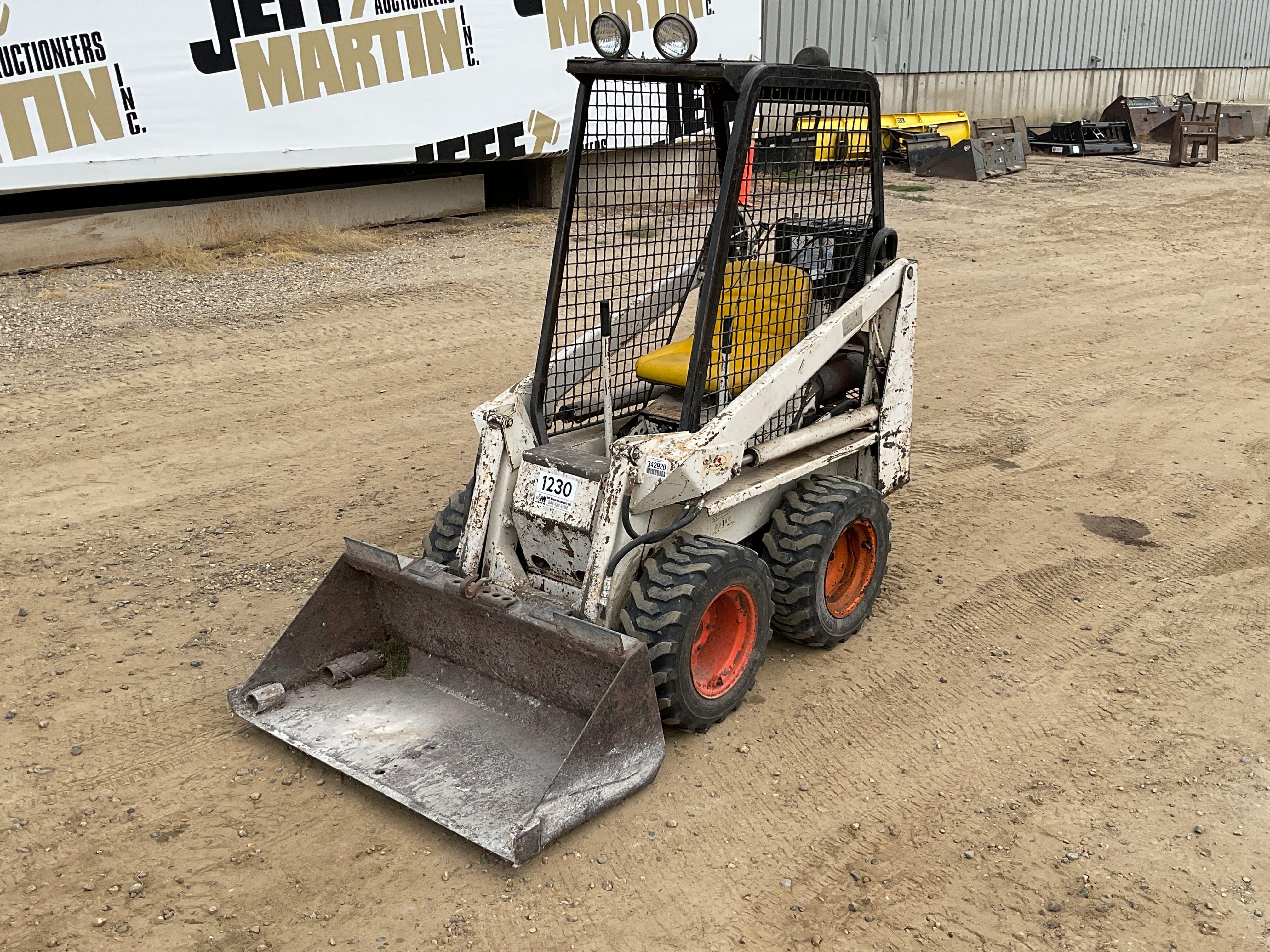 Main image Bobcat M-371