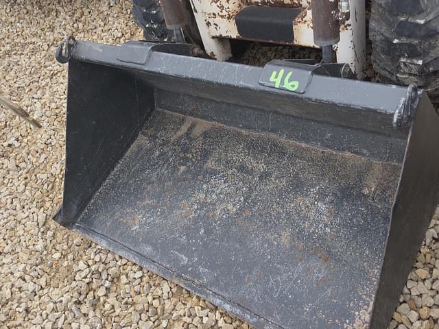 Image of Bobcat M371 equipment image 1