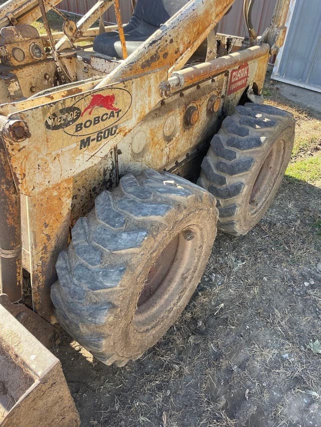Image of Bobcat M600 equipment image 4