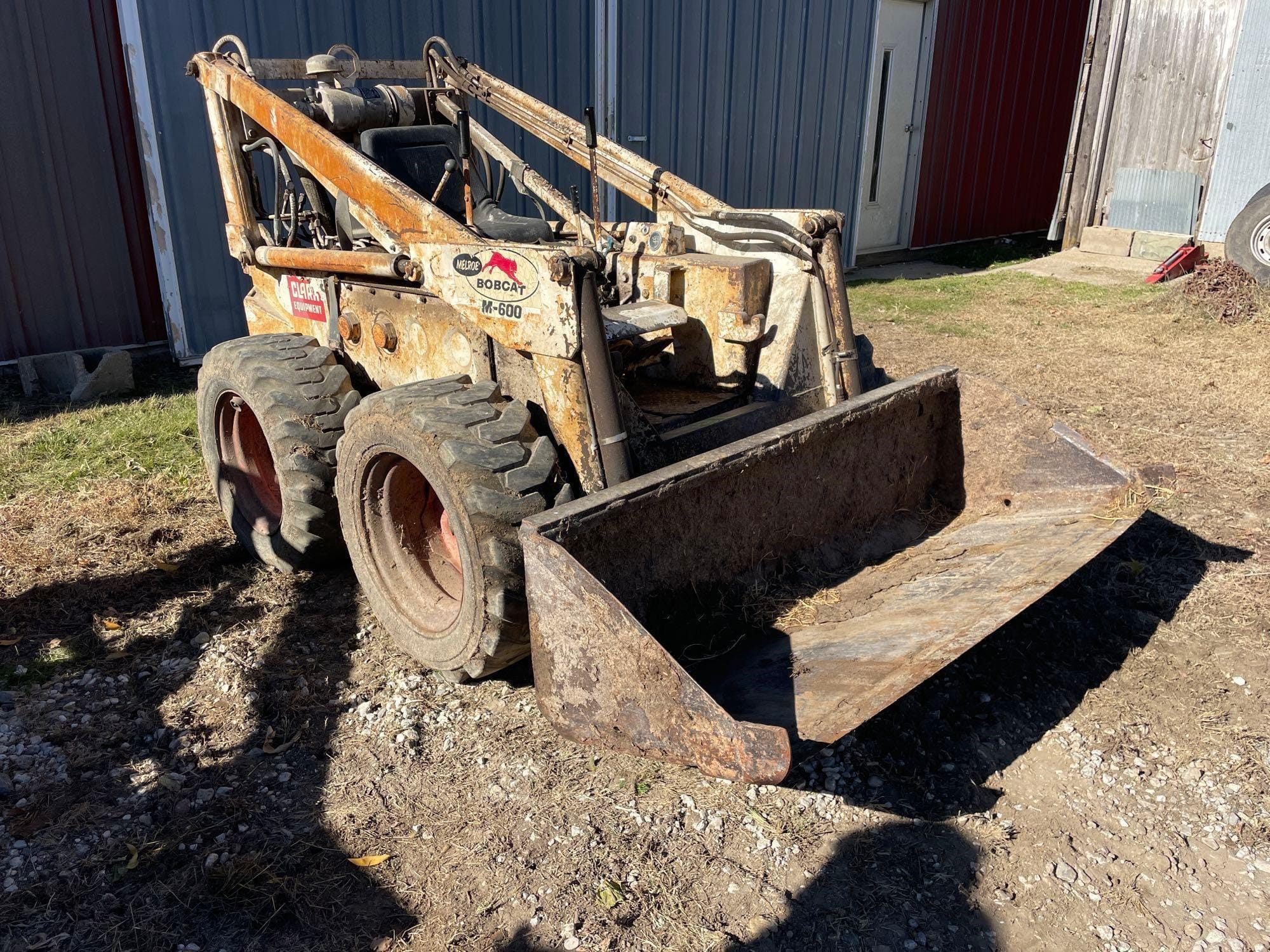 Bobcat M600 Equipment Image0