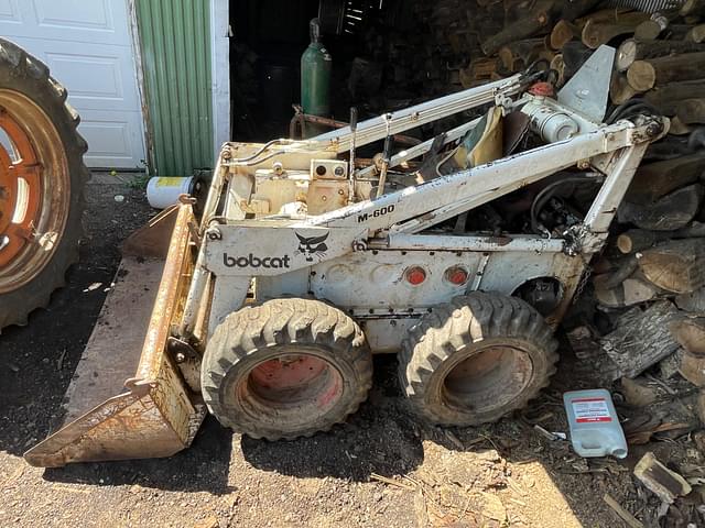 Image of Bobcat M600 equipment image 4
