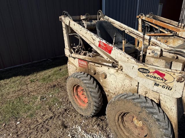 Image of Bobcat M-610 equipment image 3