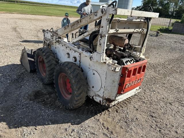 Image of Bobcat M-610 equipment image 4