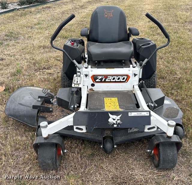 Image of Bobcat ZT2000 equipment image 1