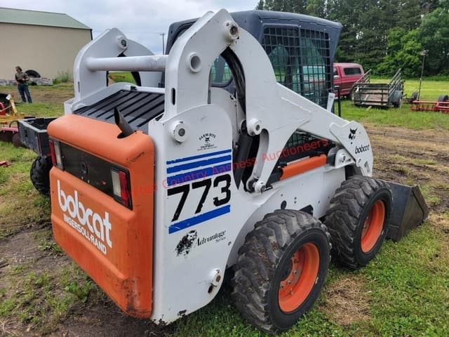Image of Bobcat 773 equipment image 1