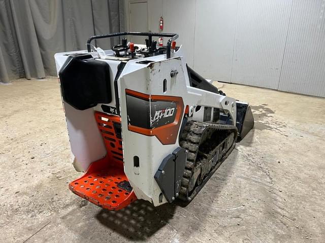 Image of Bobcat MT100 equipment image 4