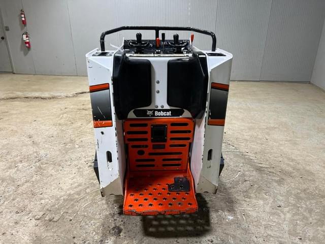 Image of Bobcat MT100 equipment image 3