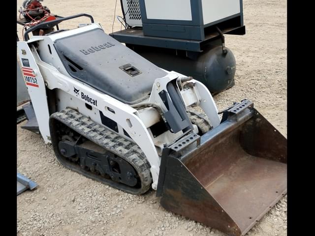 Image of Bobcat MT52 equipment image 1