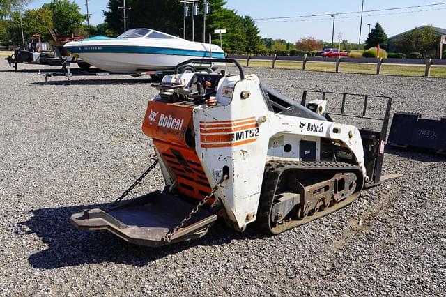 Image of Bobcat MT52 equipment image 2