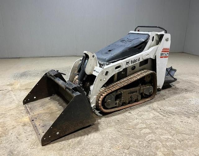 Image of Bobcat MT52 equipment image 1